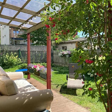 Vakantiehuis Cozy Private House With Patio Near The Beach!