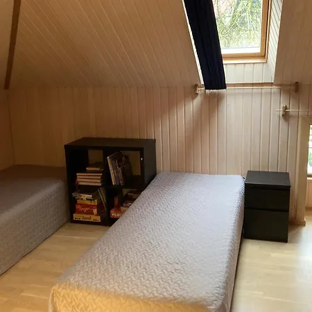 Cozy Private House With Patio Near The Beach! Casa vacanze Pärnu